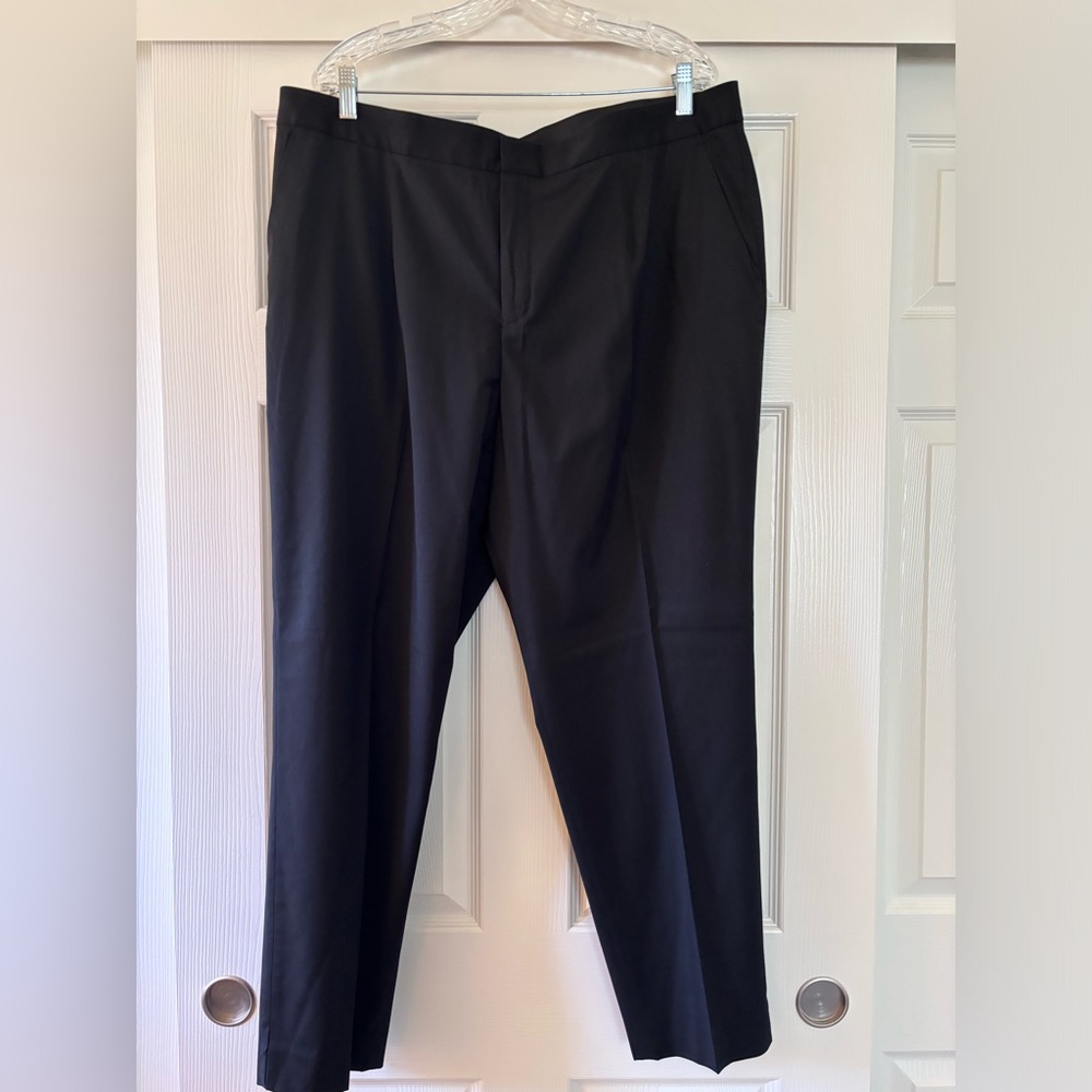 NWT Suit Shop Women’s Suit Pants - size 18